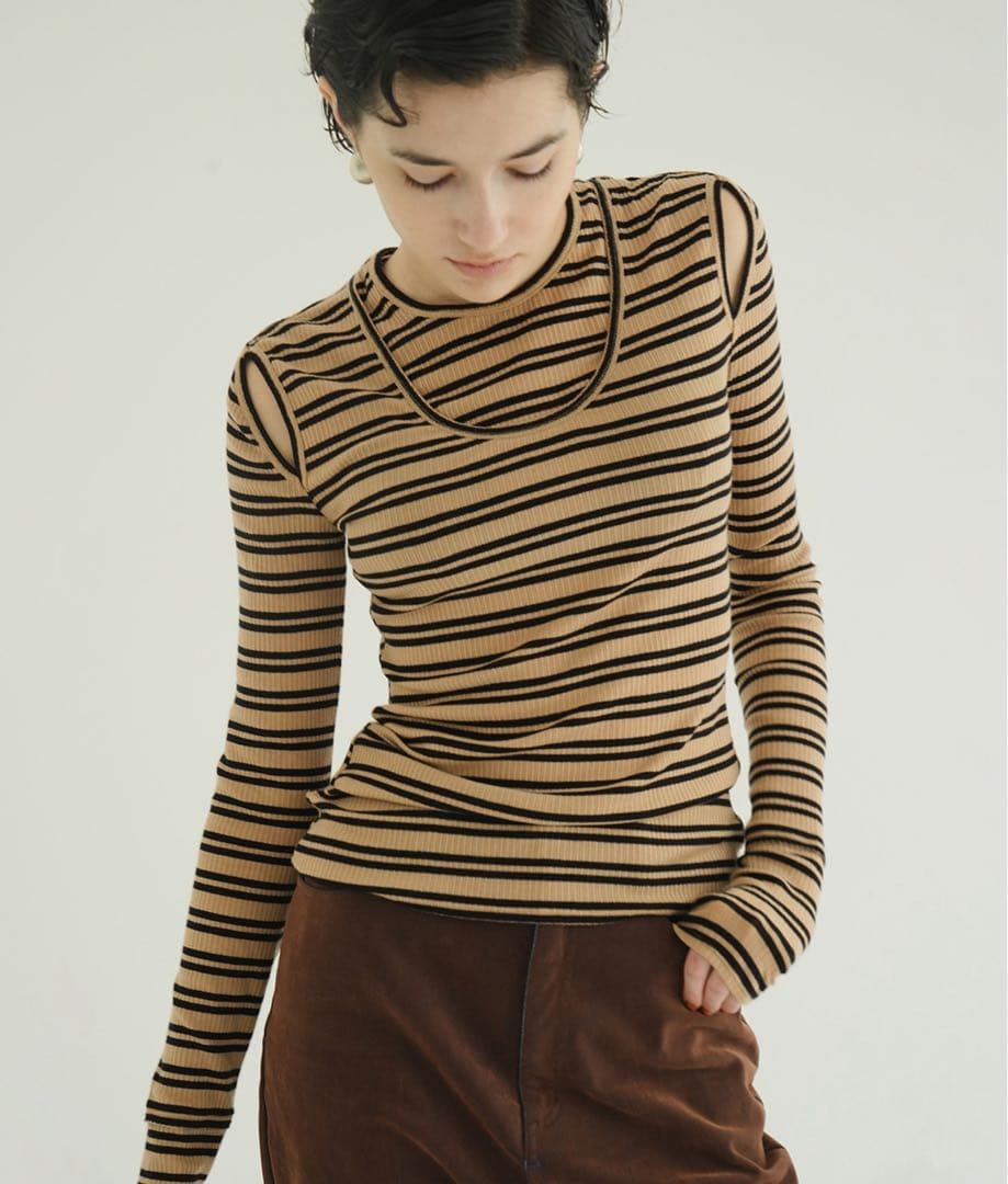 トップス clane LAYERED SHOULDER CUT TOPS