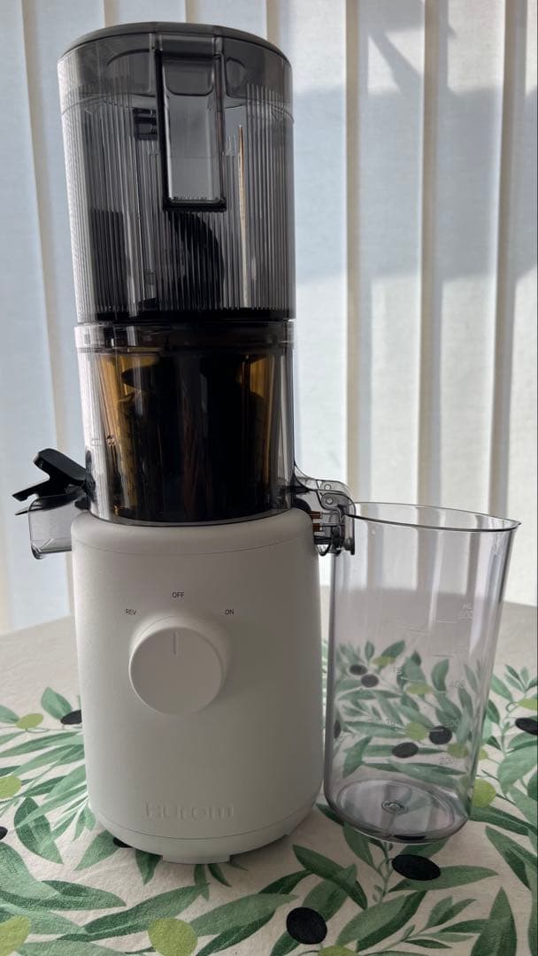 ホワイト ジューサー ダイヤル式