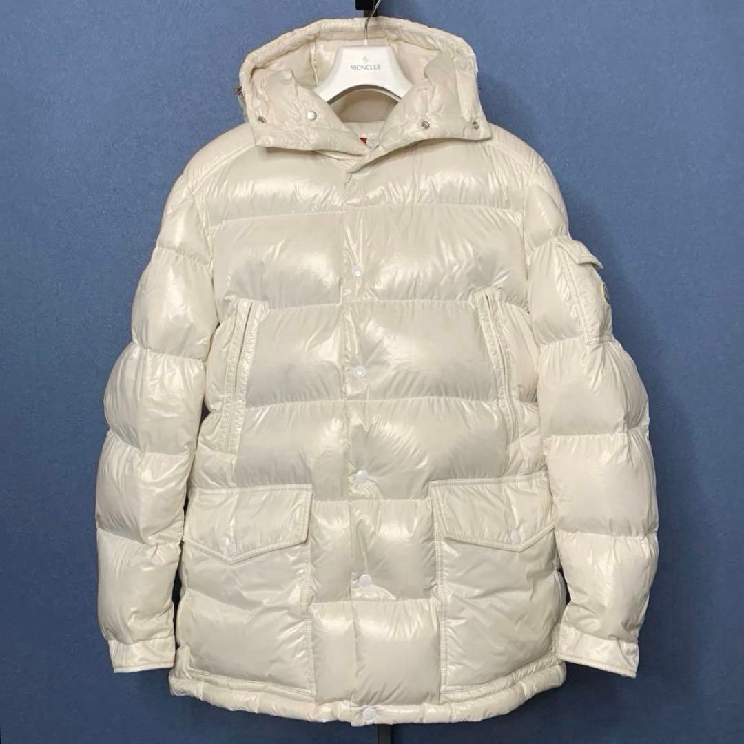 美品⭐️モンクレール　 CHIABLESE キアーブルス　3 ホワイト5D129