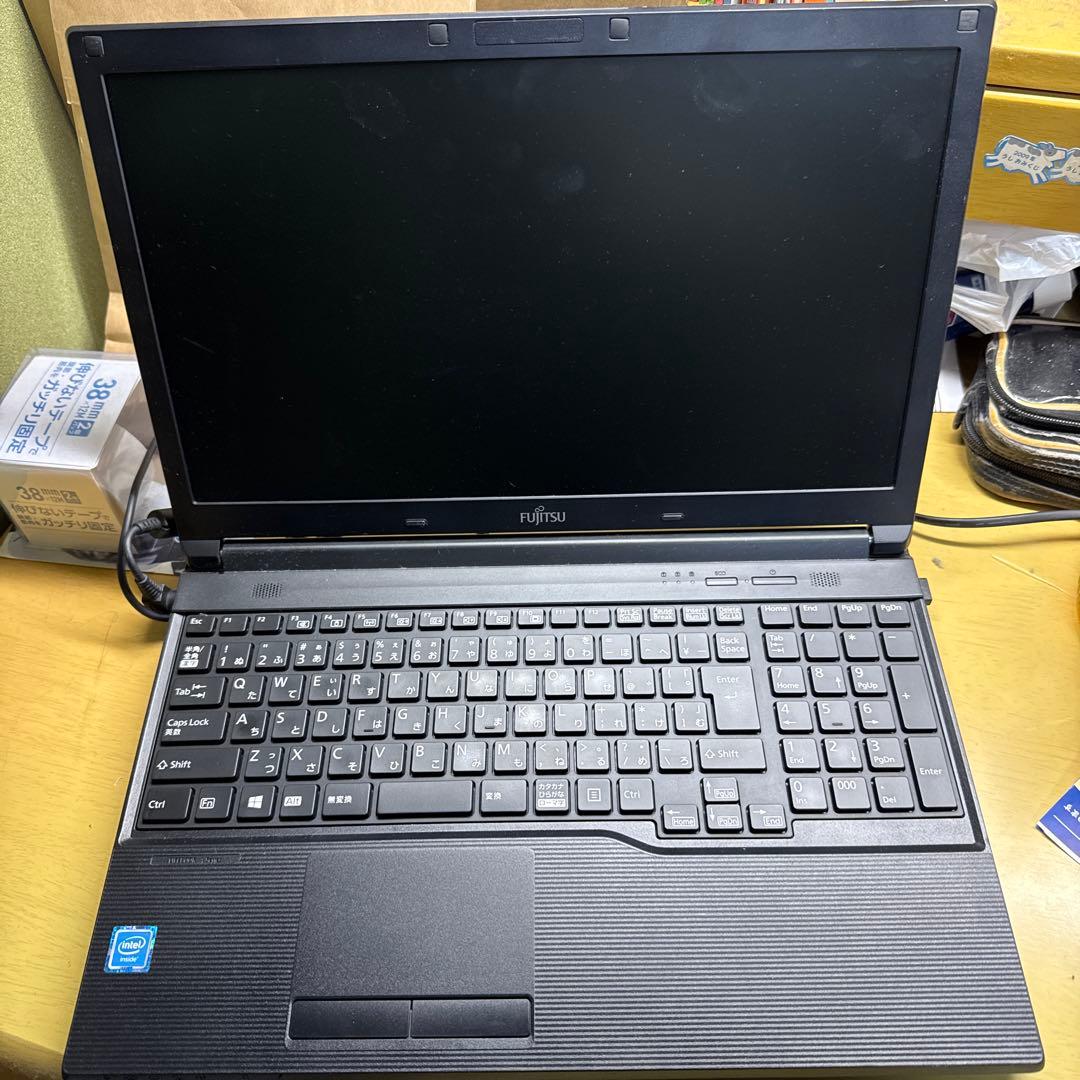 Windows11搭載富士通ノートパソコン