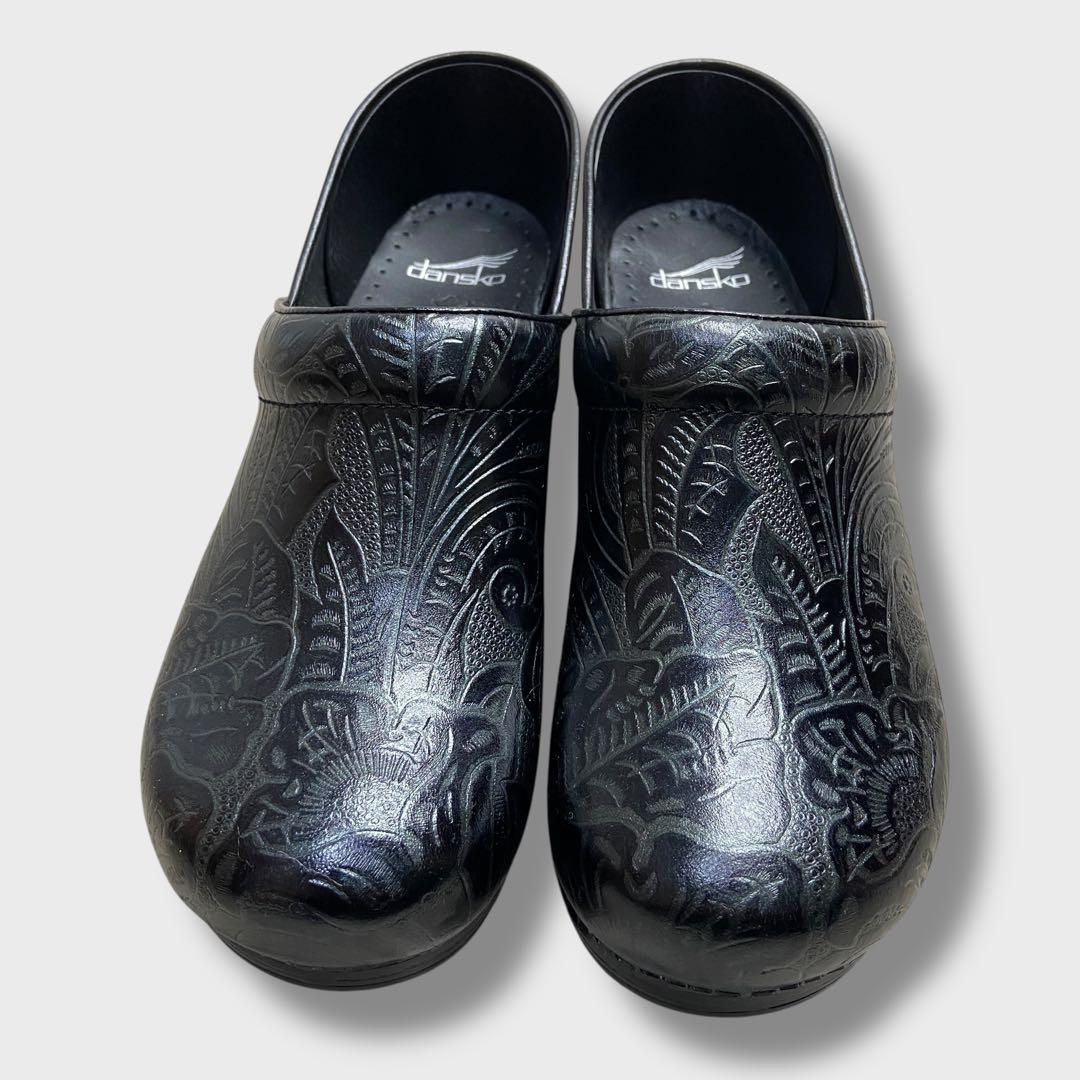 ダンスコ☆プロフェッショナル☆クロッグサンダル☆フローラル柄☆型押し☆26.5