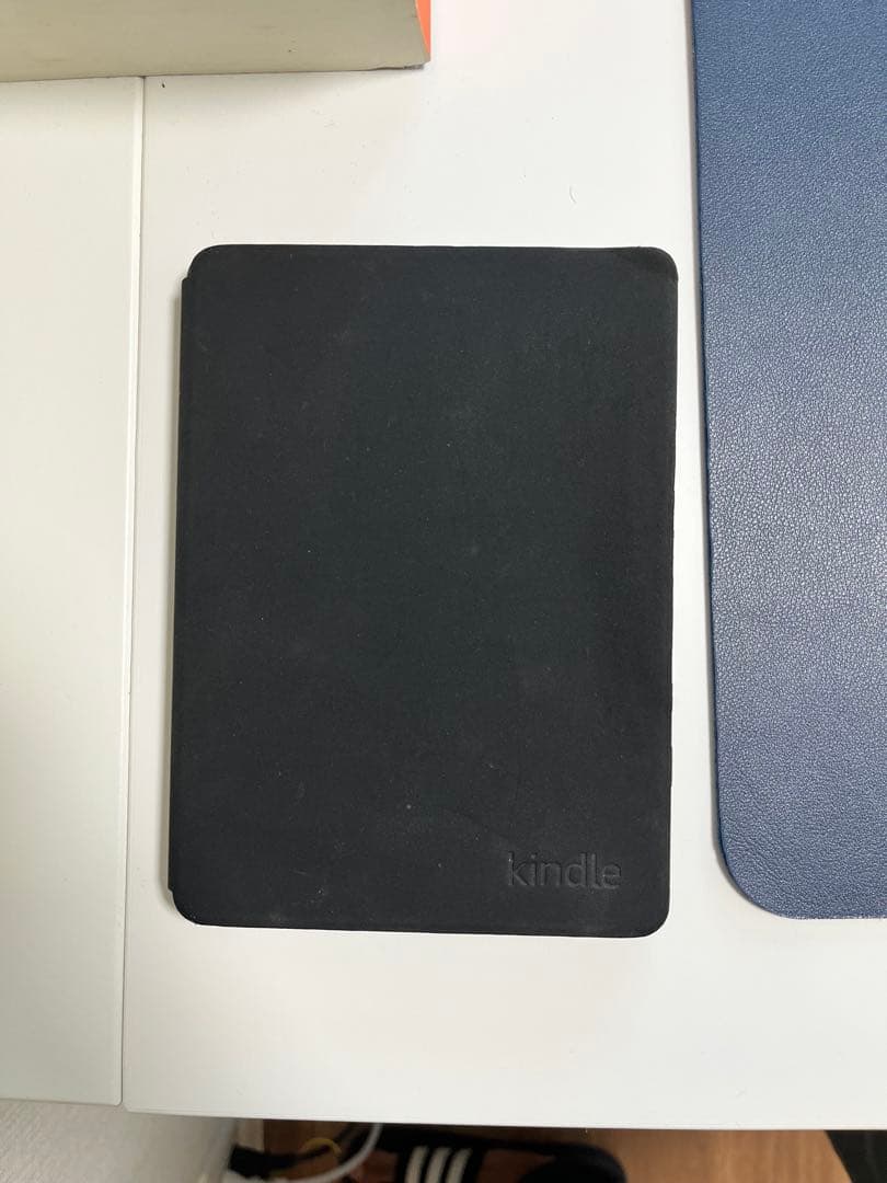 Kindle Paperwhite第11世代8GB 純正カバー付