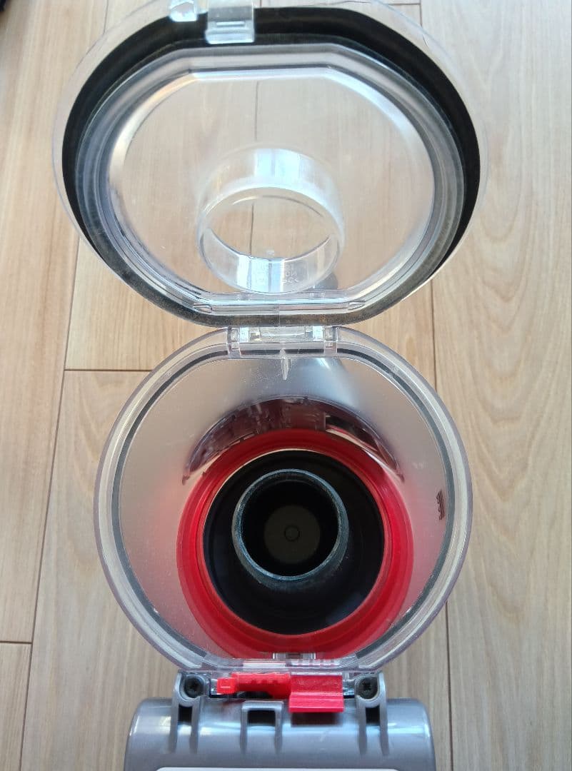 【値下げ】dyson v8 slim fluffy+ 本体　付属品　スタンド付き