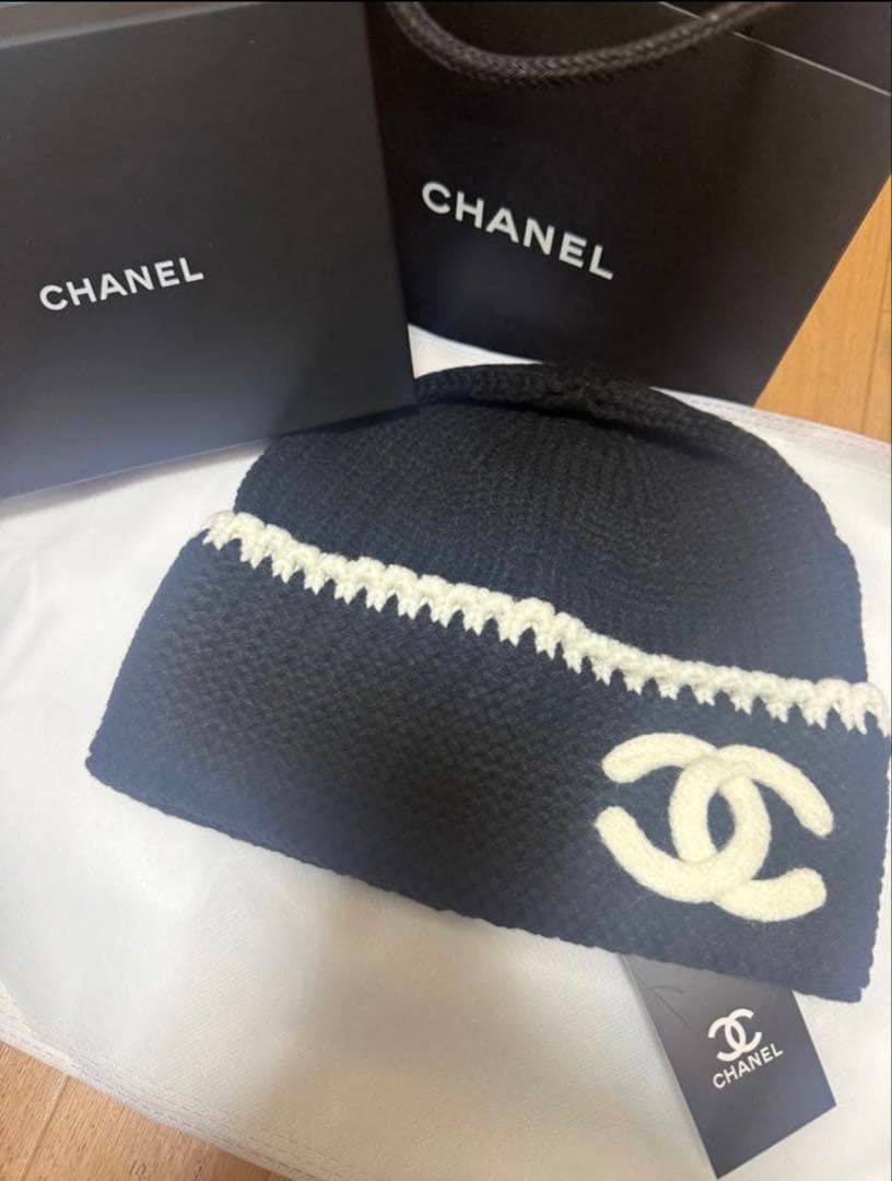 CHANEL ニット帽 ノベルティ