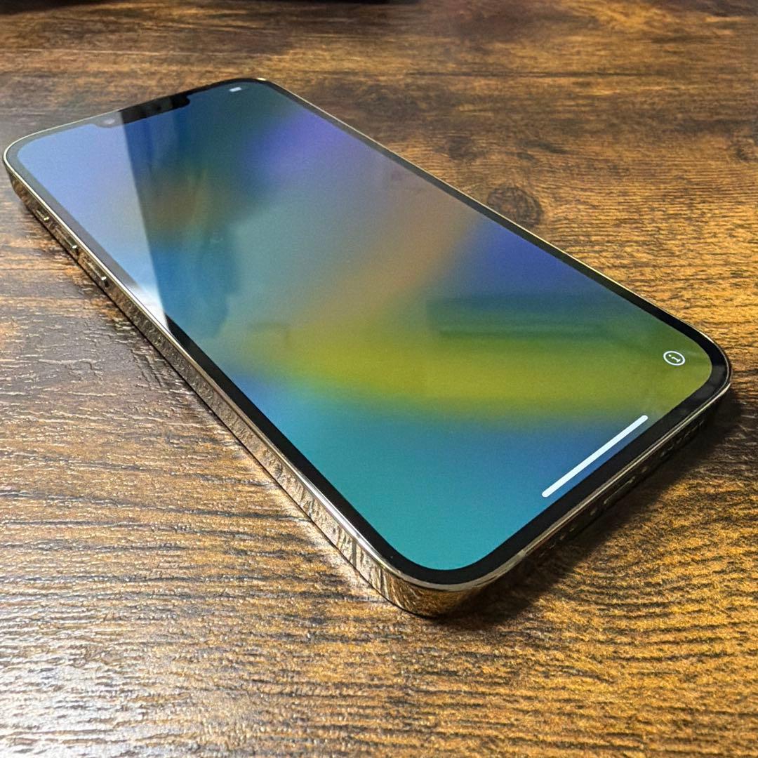 【超美品】iPhone13 Pro Max 256GB Gold SIMフリー