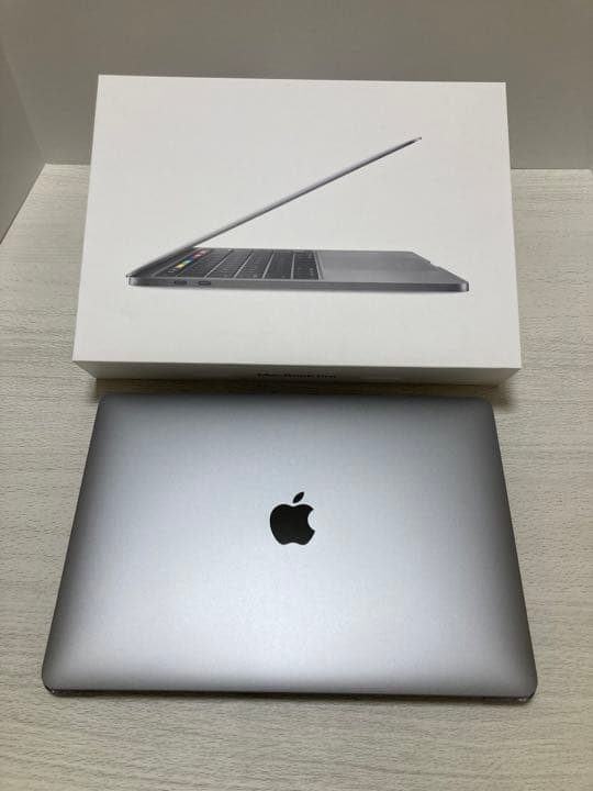 MacBook Pro 13インチ　2GクアッドコアIntel Core i5