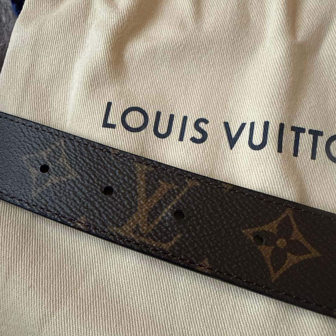 LOUIS VUITTON レザーベルト