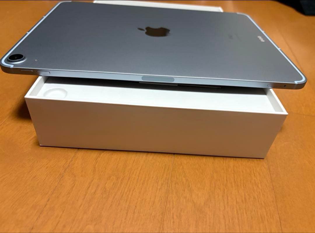 Apple iPad 64GB グレー 本体 箱付き おまけ付き