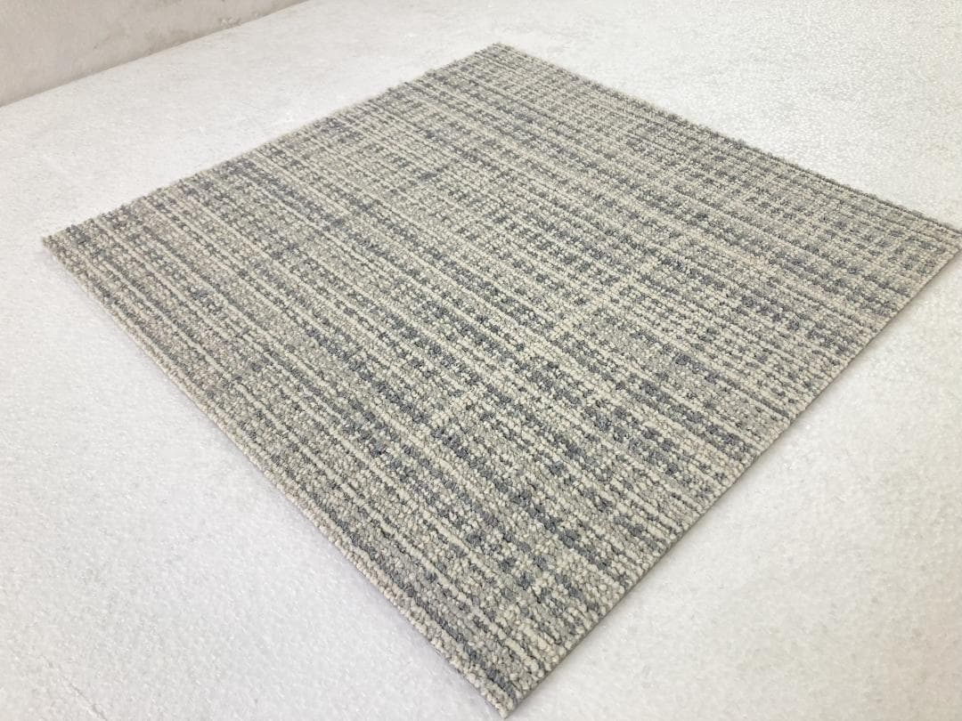 Sosanoh　タイルカーペット　３６枚 新品・未使用　国内メーカー