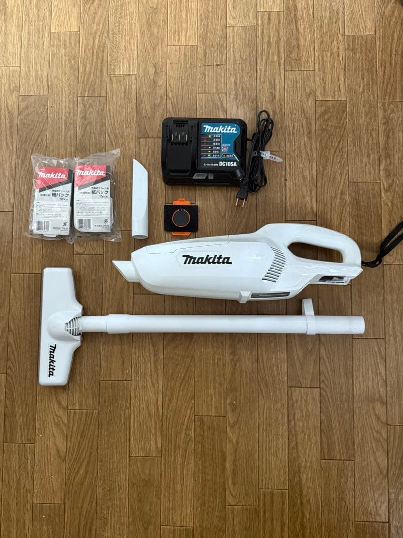 マキタ(Makita) コードレス掃除機　CL107FD