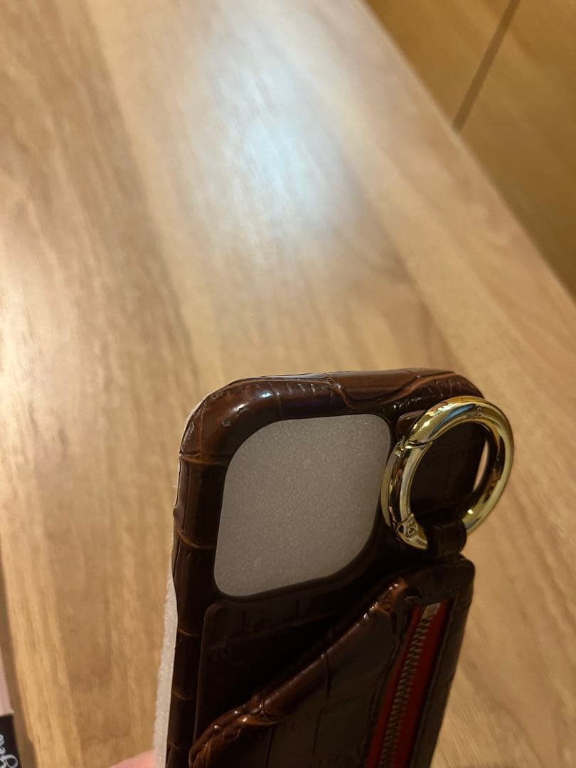 ajew エジュー ブラウン 色つきクロコ