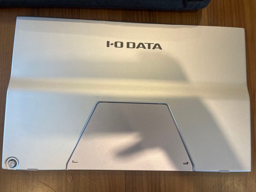I-O DATA ポータブルモニター 本体