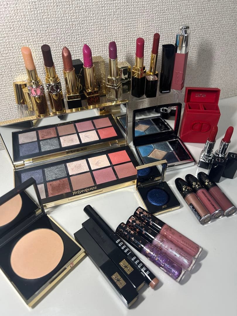 デパコス コスメ まとめ売り Mac イヴサンローランCHANEL　新品あり