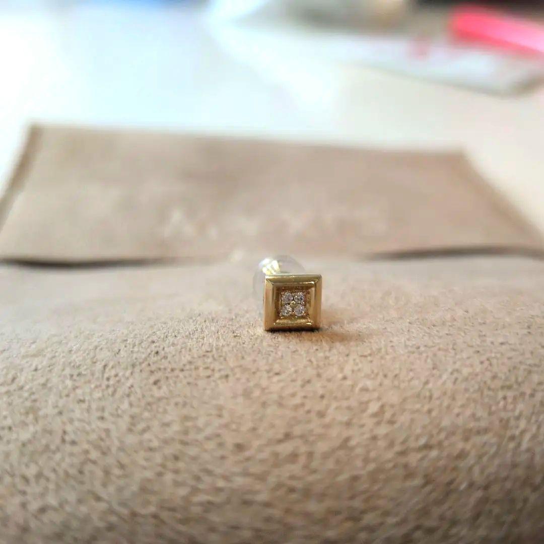 SJX W ダイヤモンド スクエア ピアス(片耳用)
