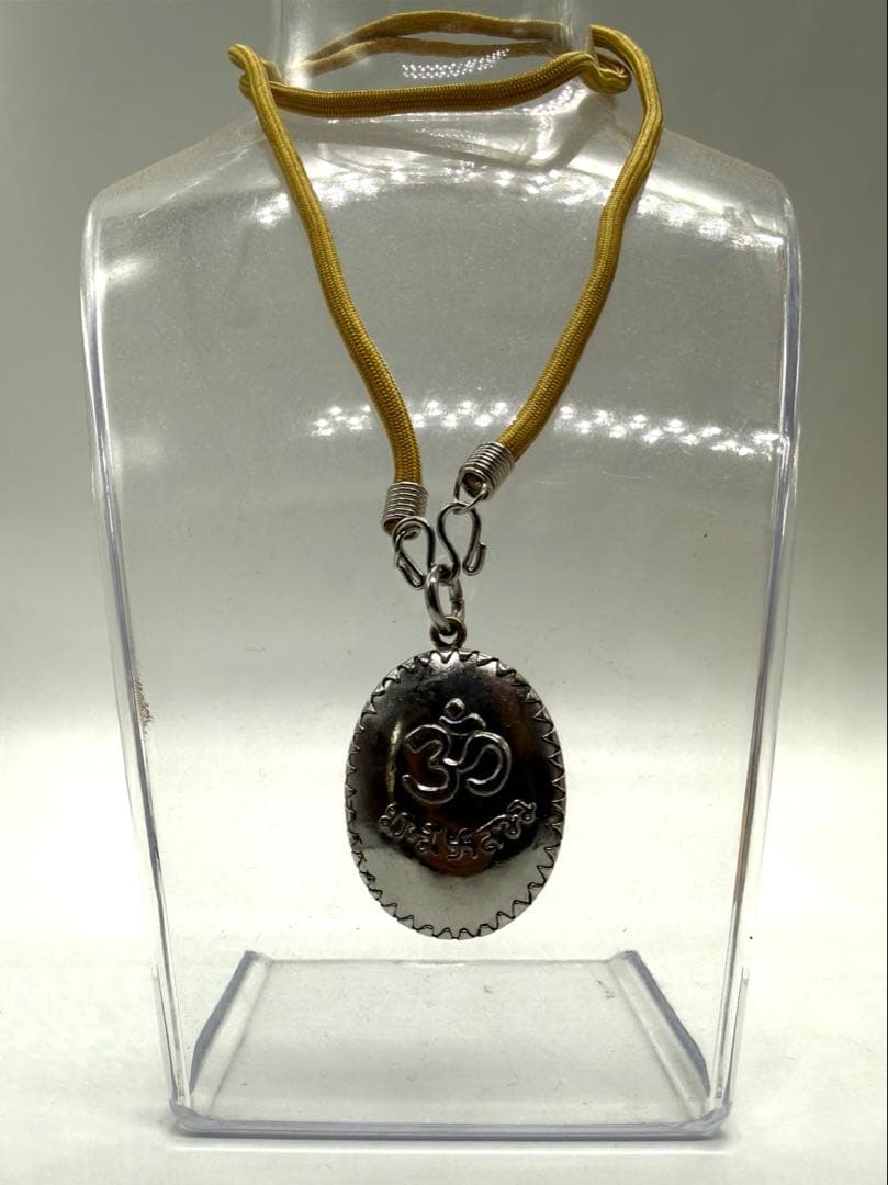 オームペンダントネックレス　シヴァ神　藤井風