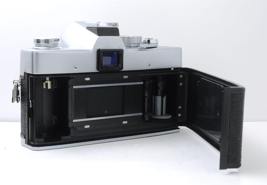 Minolta SRT101 + ROKKOR 50mm F1.7 動作良好