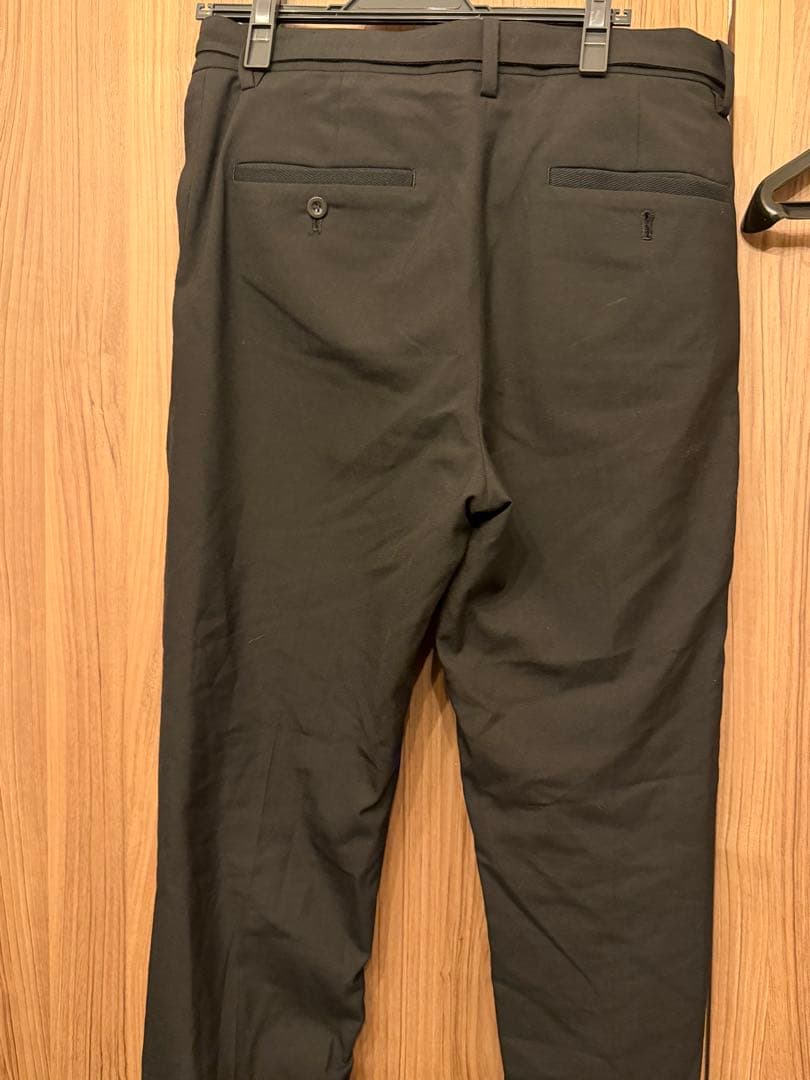 サカイ　ブラック スラックス ベルト付き