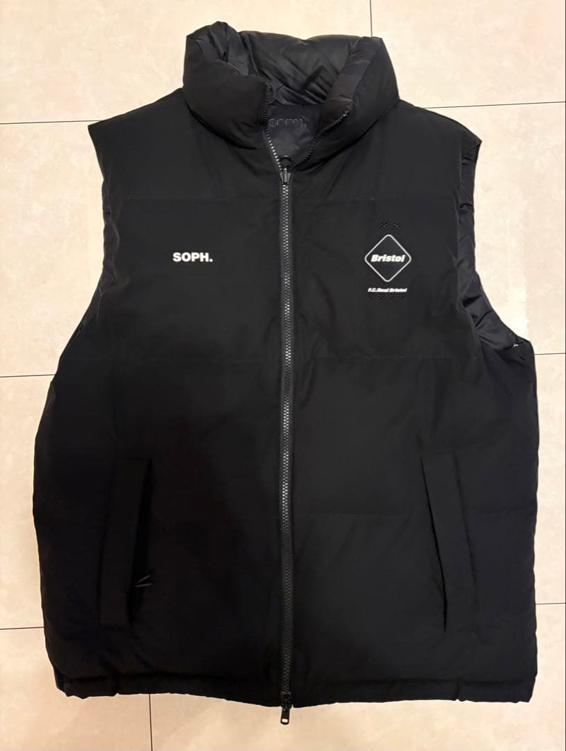 ジャケット・アウター F.C.Real Bristol reversible down vest