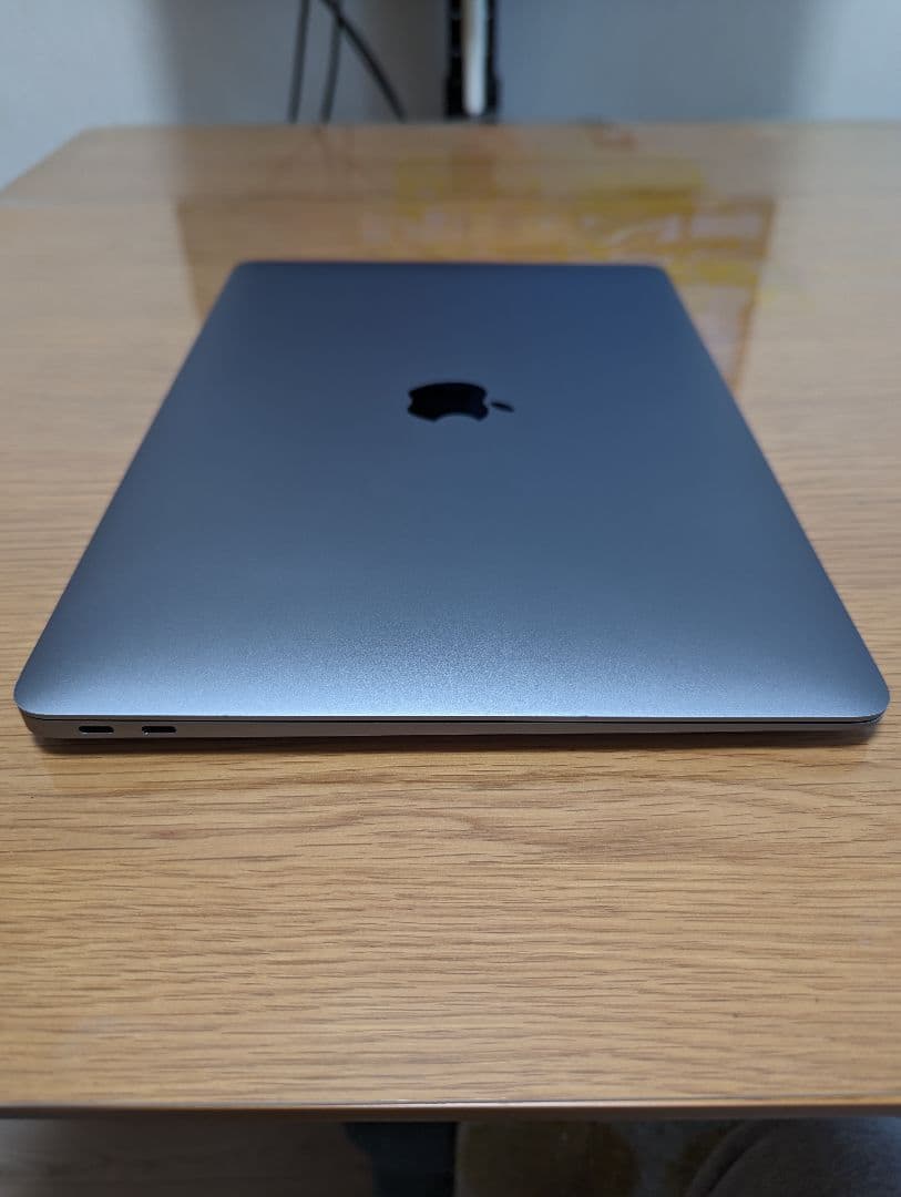 MacBook Air スペースグレイ 4コア 256GB SSD＋付属品5点