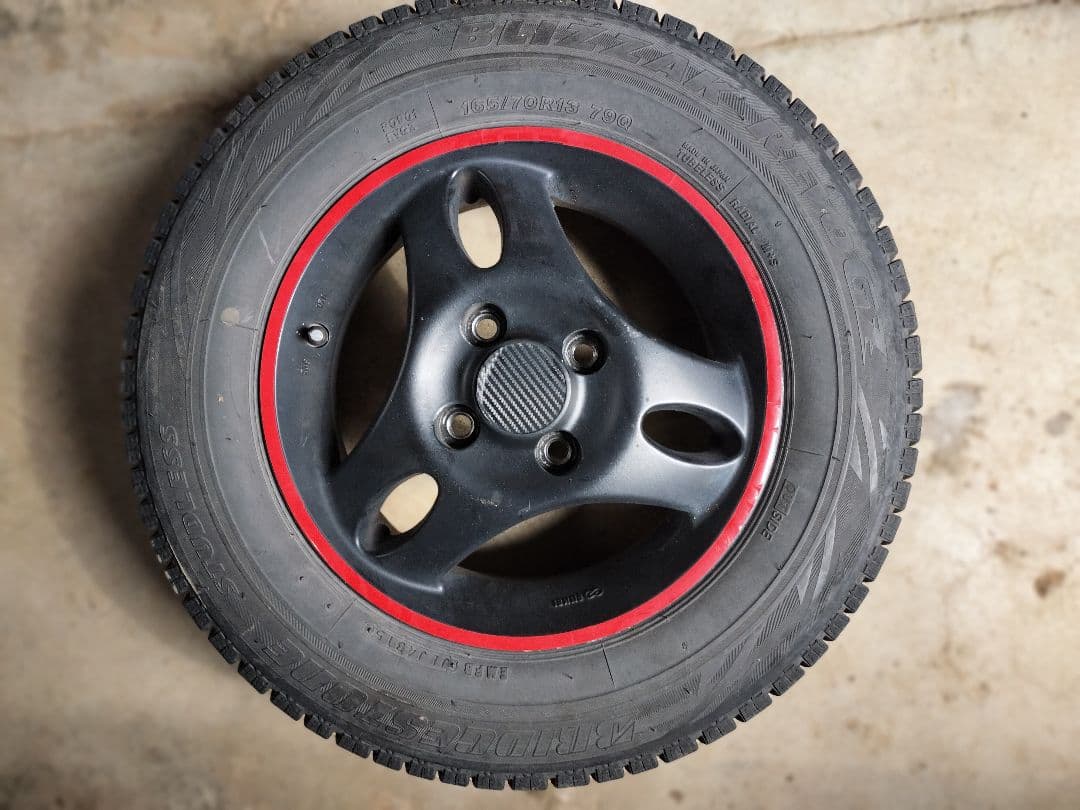 スバルサンバー アルミホイール 13× 4.5 ハブ径60?位 自家塗装