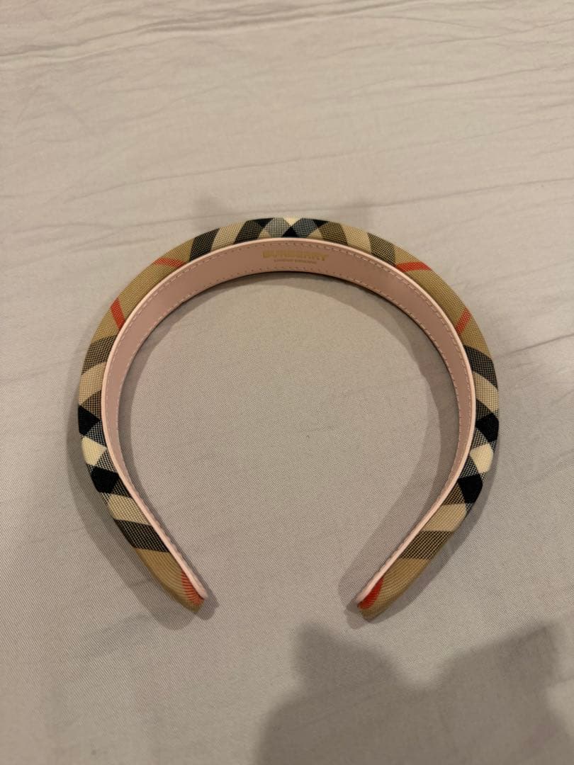 BURBERRY バーバリー　カチューシャ　ヘアバンド
