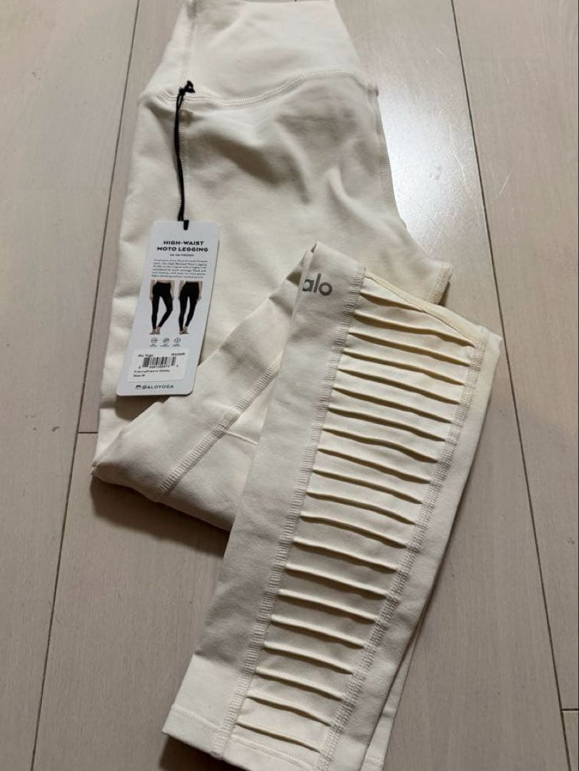 alo yoga moto legging ヨガレギンス Mサイズ