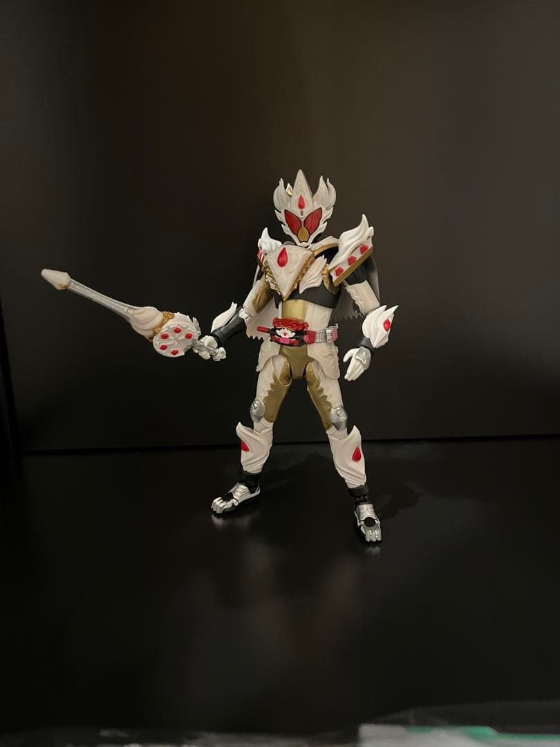 SHFiguarts 仮面ライダーガヴ　ケーキキングフォーム