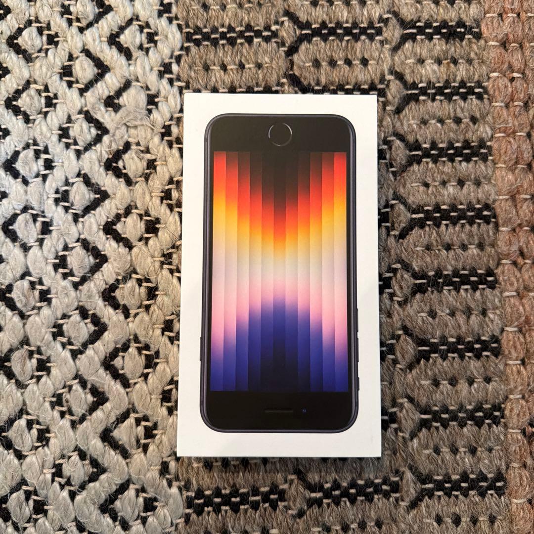 iPhoneSE 第3世代 128G ミッドナイト本体 箱付き SIMフリー