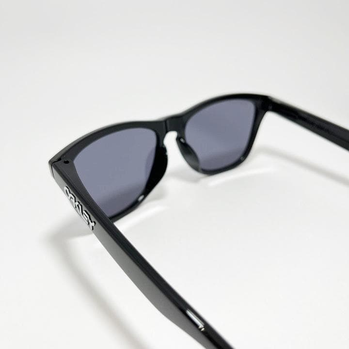 国内正規品【9245-7554】オークリー サングラス フロッグスキン