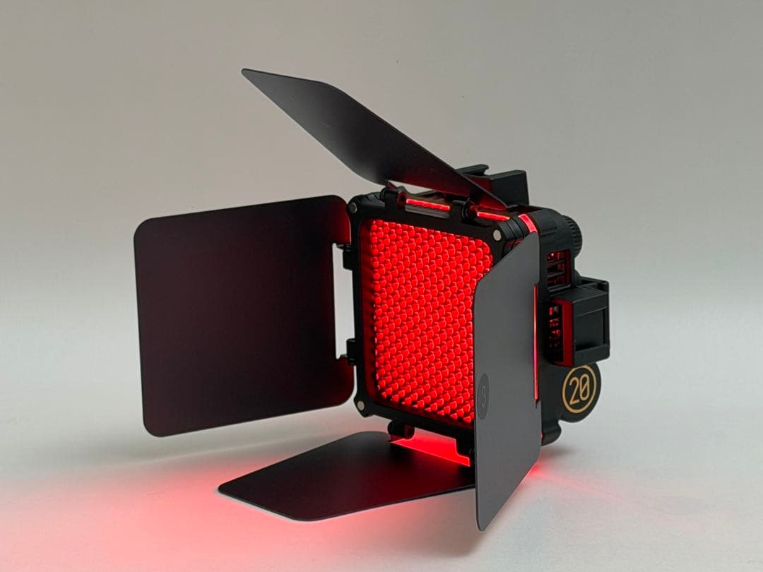 ZHIYUN FIVERAY M20C COMBO RGB LEDライト 20W