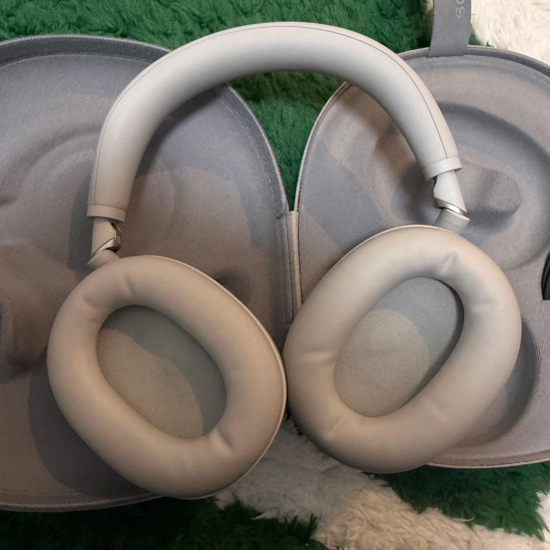 WH-1000XM6 プラチナシルバー