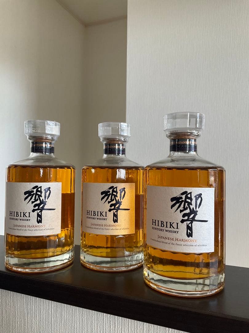 SUNTORY　響ジャパニーズハーモニー 700ml　3本セット ウイスキー