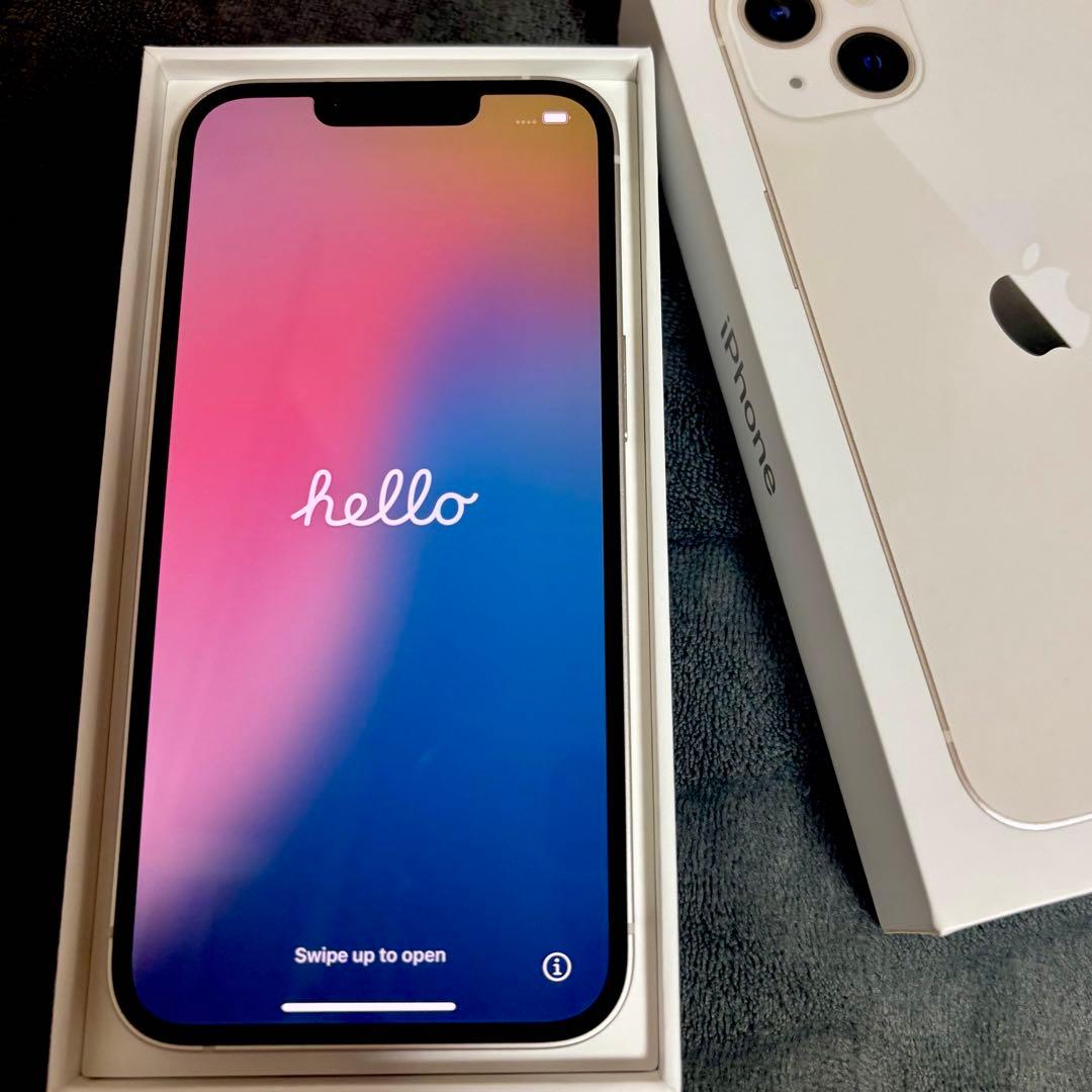 極美品）Apple iPhone 13 256GBホワイト 本体