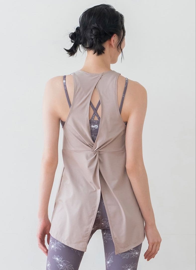 【SUKALA】フラワープリントセパレートタンクトップ& レギンス M