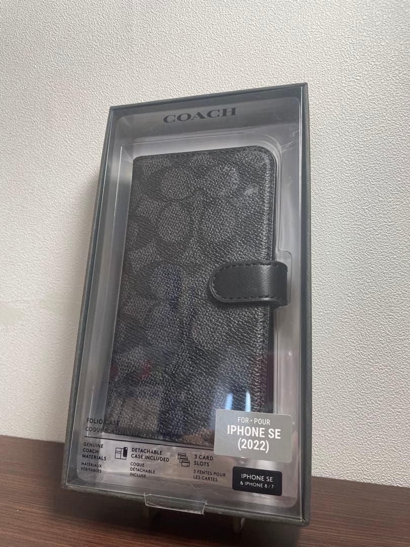 COACH iPhone SE/8/7 手帳型ケース