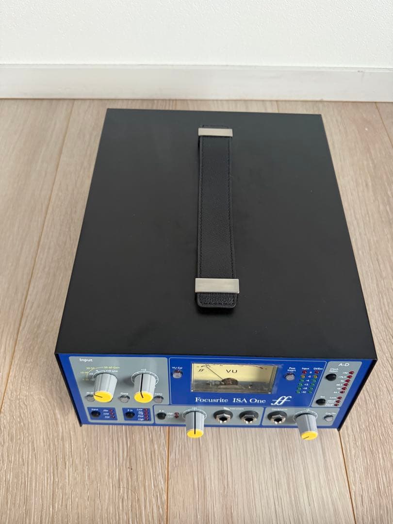 【新品同様！】Focusrite ISA One マイクプリアンプ