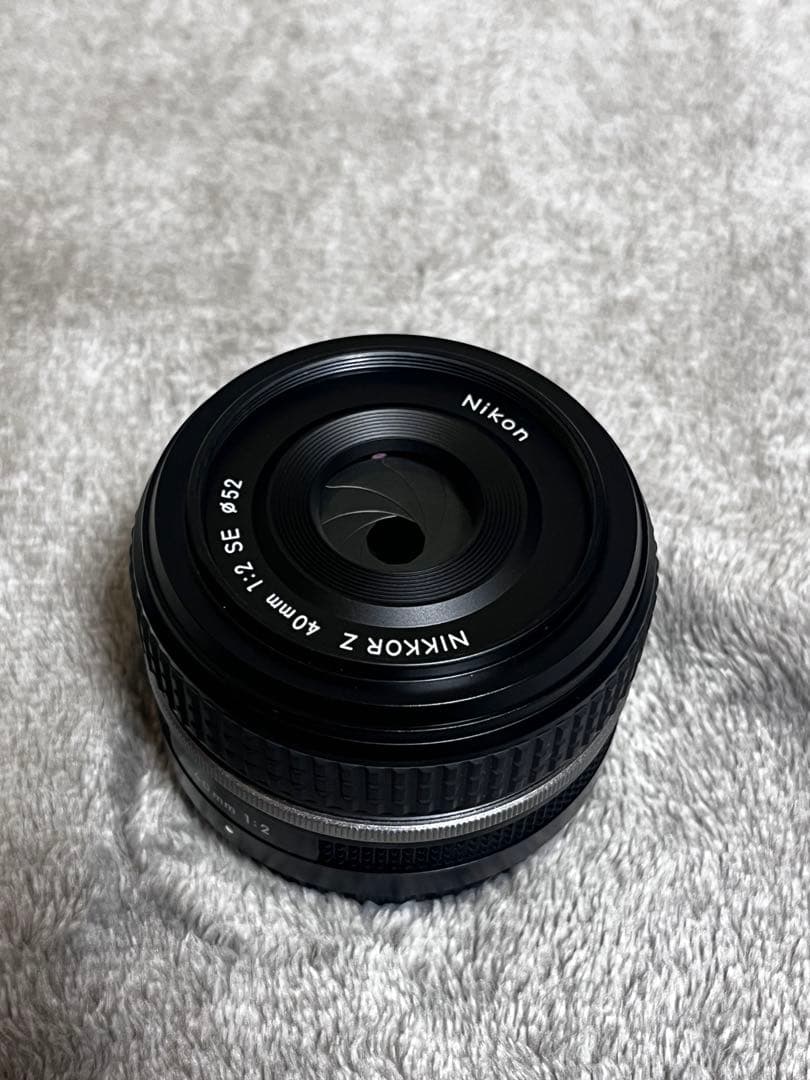 【新品購入品】Nikon Z f 40/2 レンズキット　ミラーレス一眼カメラ