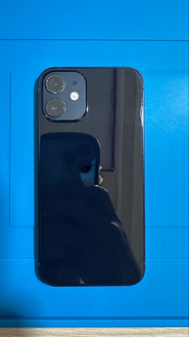 iPhone 12 mini 本体