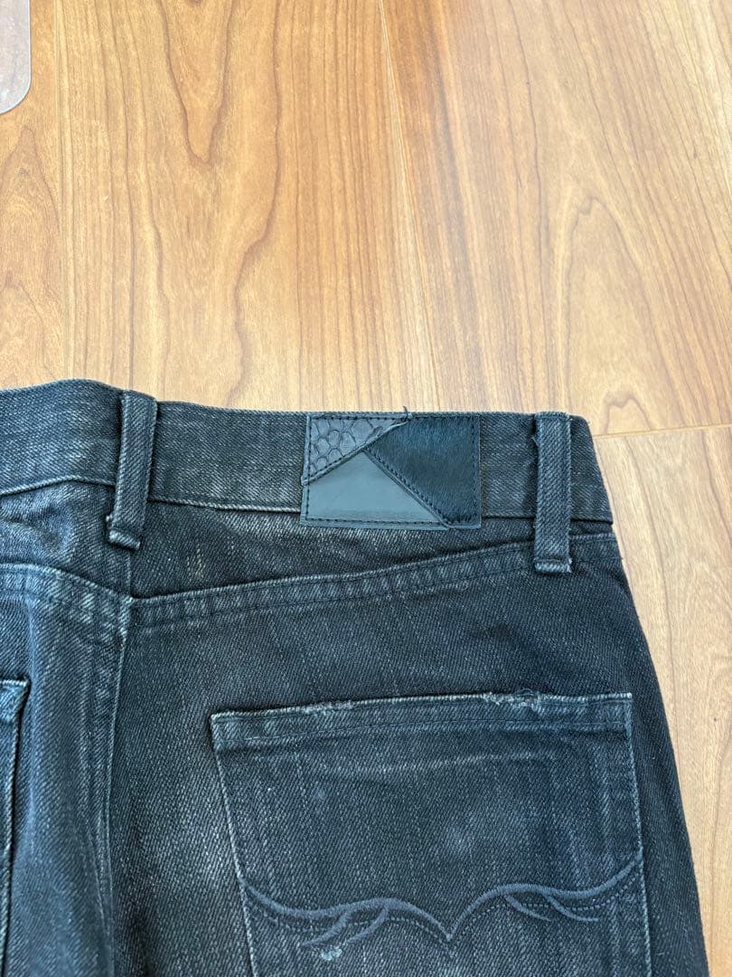 FUGAブラックダメージデニムパンツ