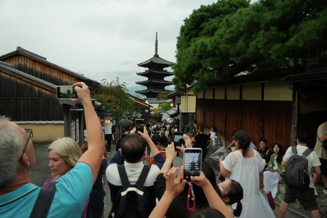 SIGMA 16-300mm F3.5-6.7 DC OS Eマウント