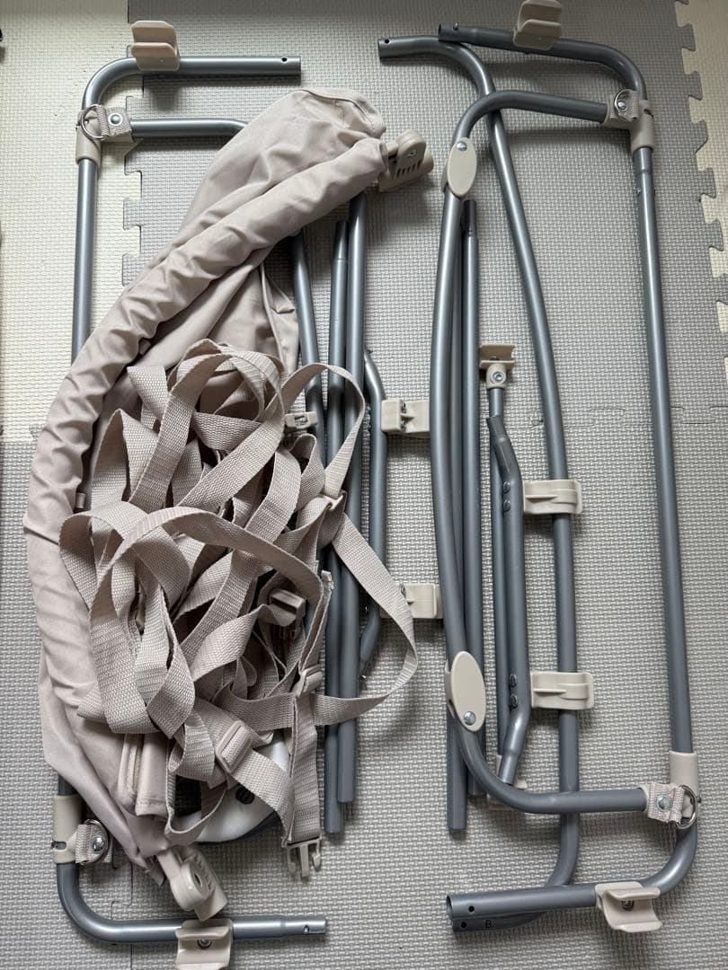 【Thinkmax】折り畳み式ベビーベッド／ゆりかご、おむつ替え台付き