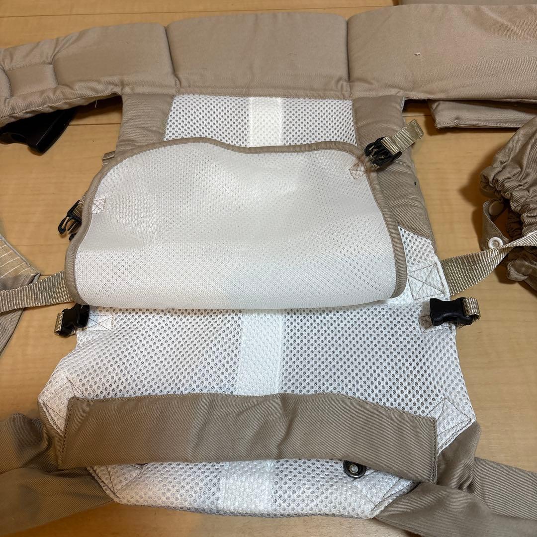 ファムキャリー　ベージュ　おんぶ・抱っこ紐