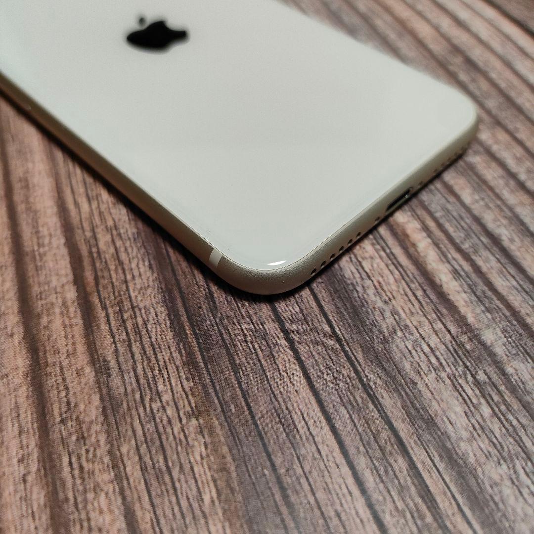 iPhone SE 第3世代 64GB バッテリー100% スターライト 美品