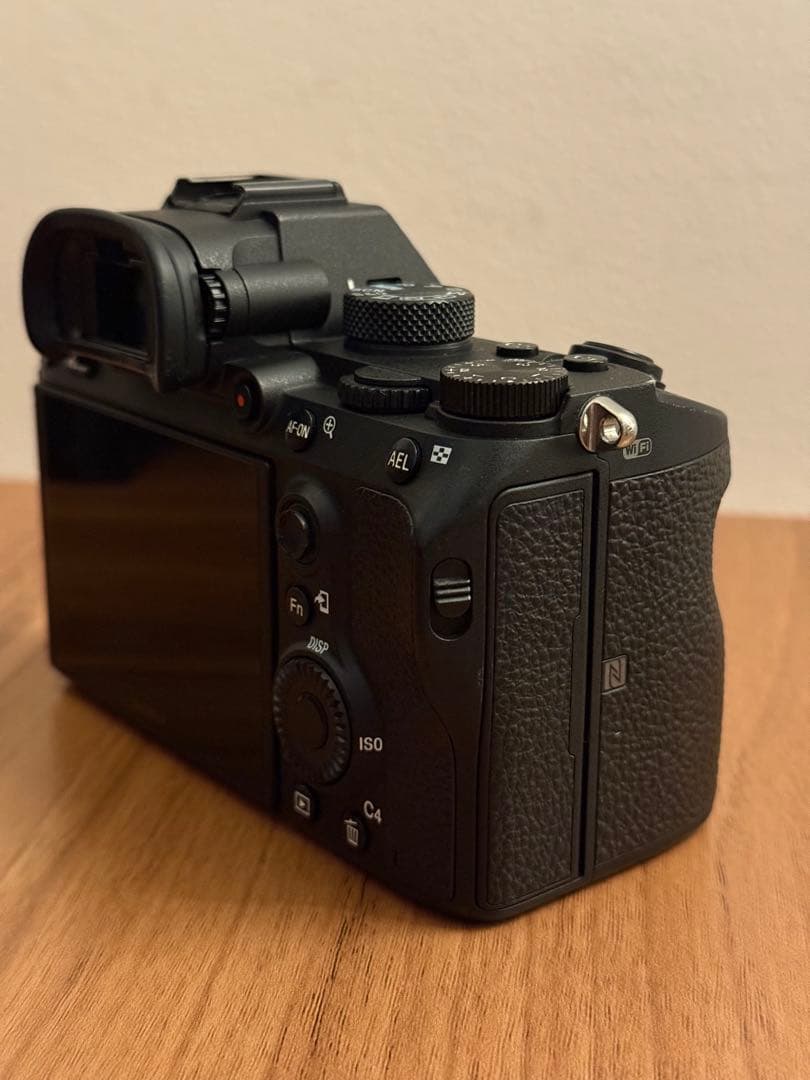 【美品】SONY α7 III ミラーレス一眼カメラ