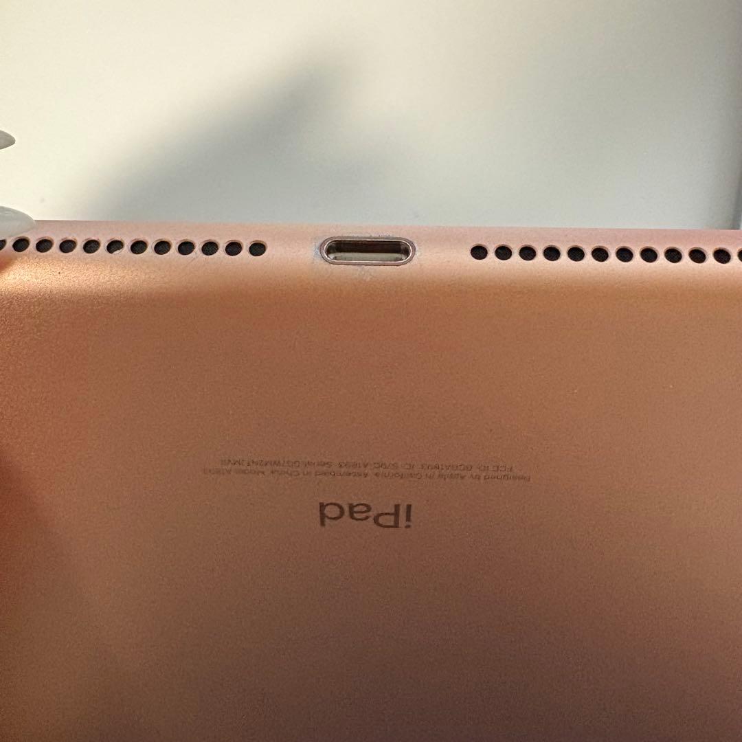 iPad 第6世代 ゴールド Wi-Fiモデル 32GB