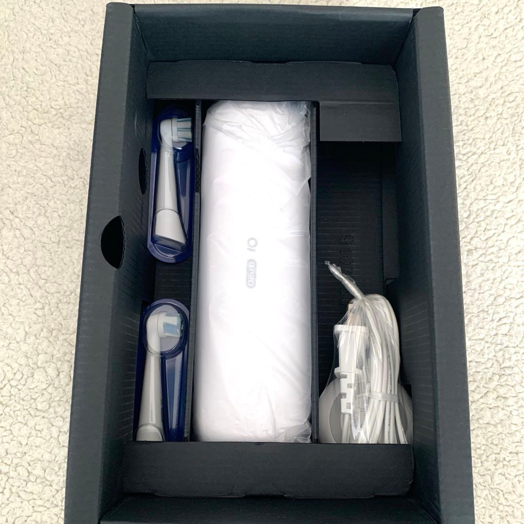 【新品未使用】Oral-B iO9 電動歯ブラシ　ホワイトアラバスター歯科専売品