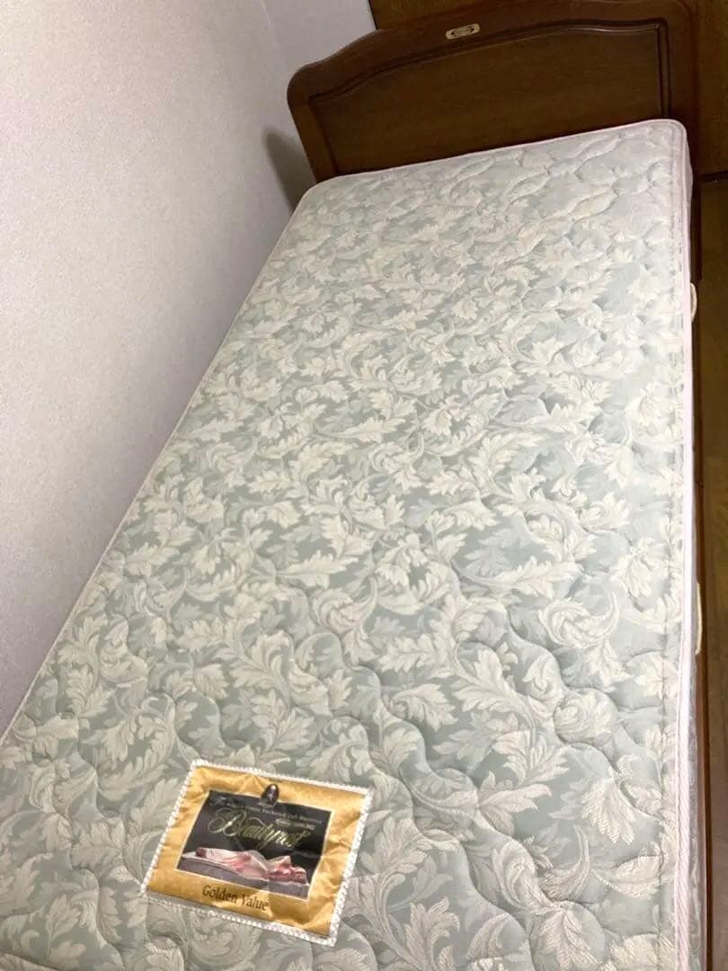 シモンズ　埼玉引取可　シングルベッド&マットレス　ゴールデンバリュー