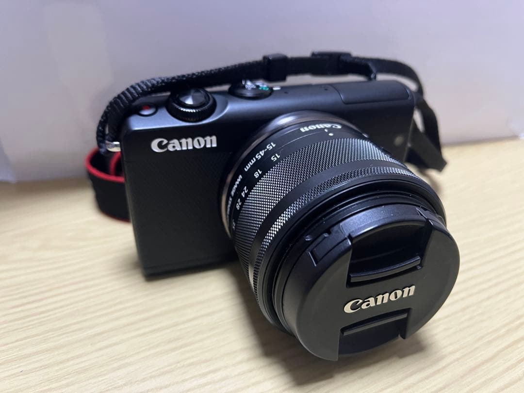 Canon EOS M100 ダブルズームEF-M15-45mm55-200mm