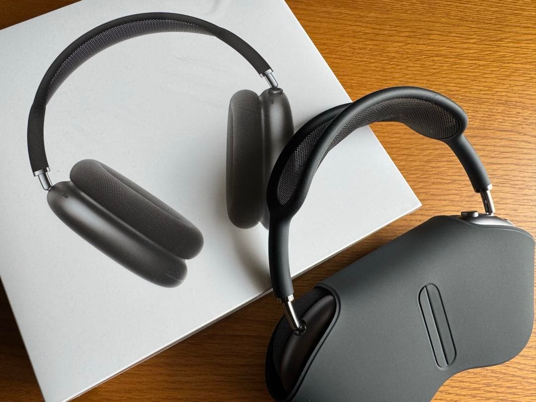 AirPods Max スペースグレー Smart Case付き