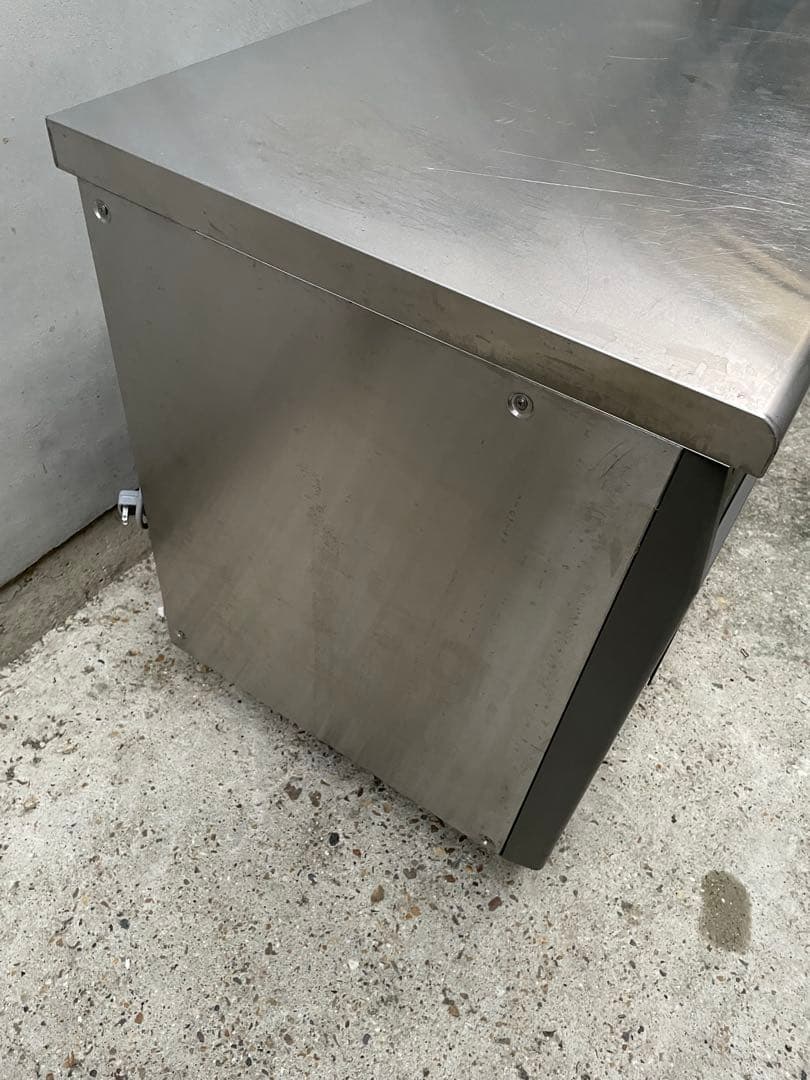 たこすけ　割と綺麗　福島工業　台下冷蔵庫　YRC-120RE2